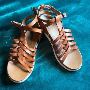 Leather sandals